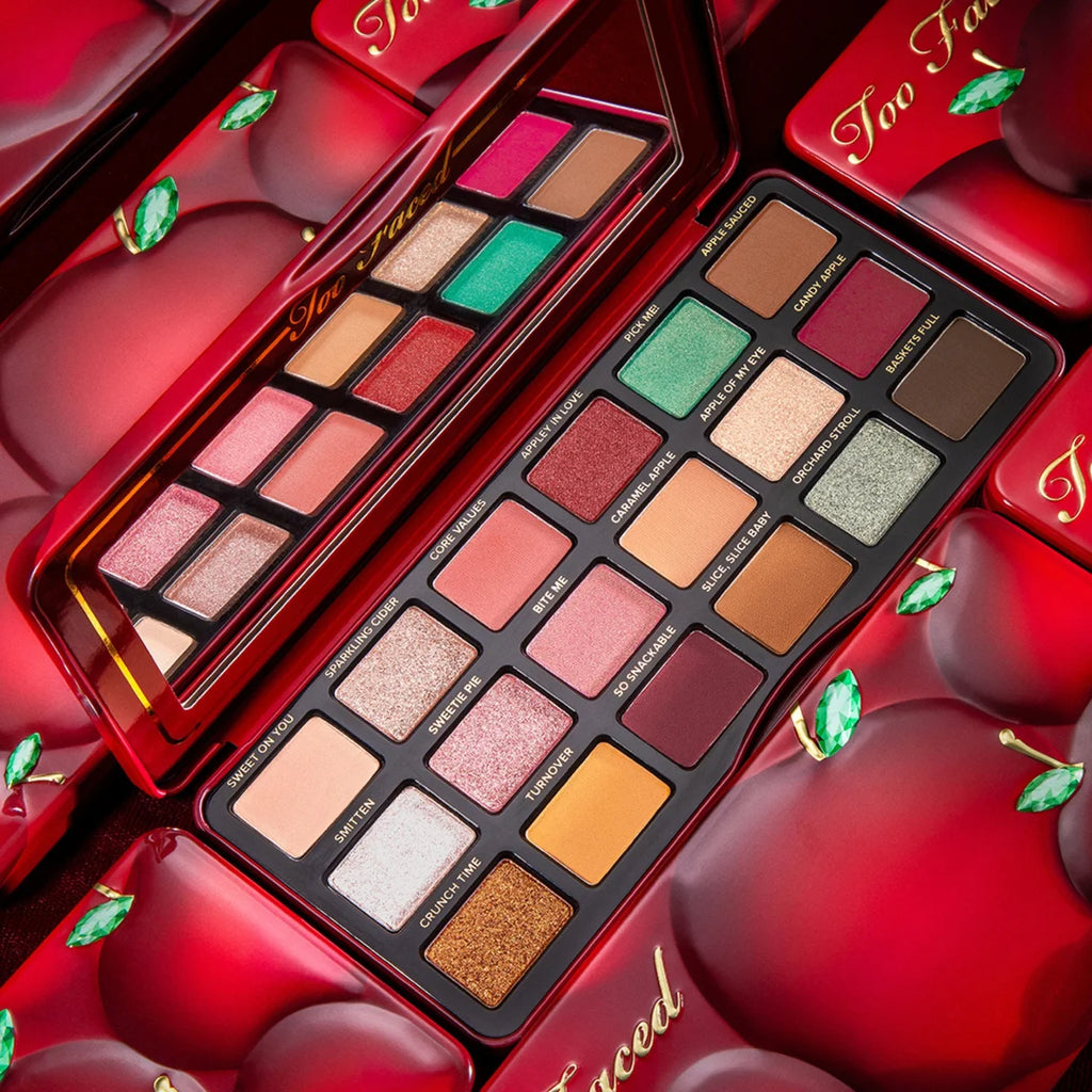 Too Faced Paleta De Sombras Appley In Love.