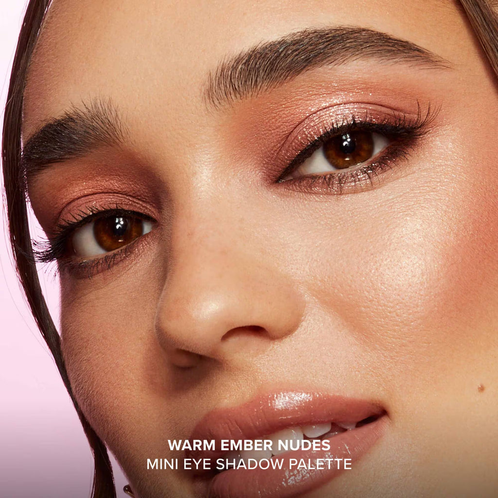 Too Faced Paleta Sombras Born This Way Natural Mini.